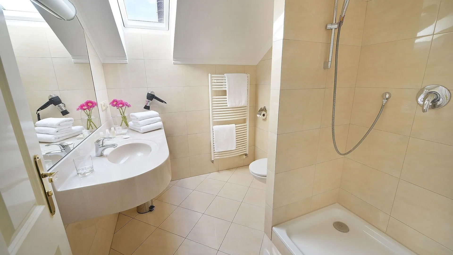 Angelis Hotel Prague