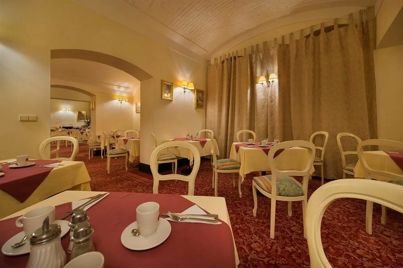 Angelis Hotel Prague 4*,